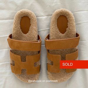 SOLD - Hermès Chypre Sandal Shearling/Teddy
